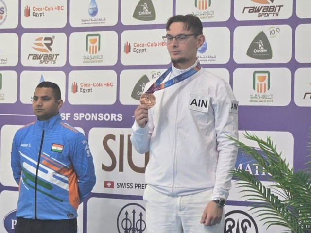 Очередная медаль и прорыв блокады: подмосковный стрелок добился успеха на чемпионате мира в Каире