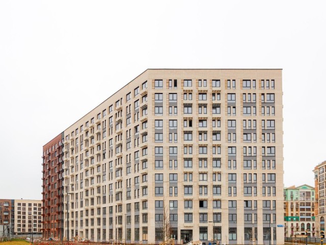 Почти как на Рублевке: в Одинцове сдали два корпуса нового ЖК с панорамными видами. Чем удивят новоселов?