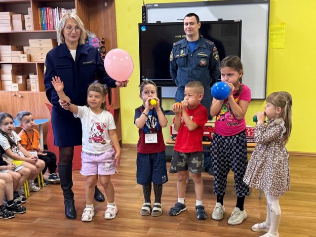 В Орехово-Зуеве дошкольникам рассказали о причинах возникновения пожаров