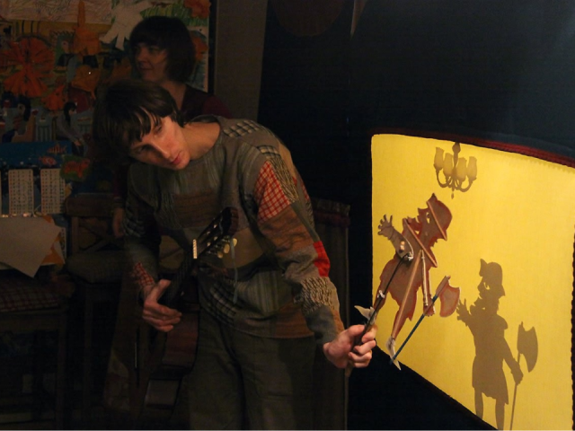 Сказку в жанре театра теней «Волшебное зеркало» покажут маленьким жителям Бронниц