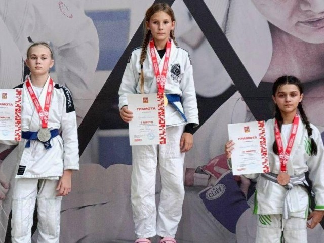 Солнечногорская школьница победила на первенстве Подмосковья по джиу-джитсу