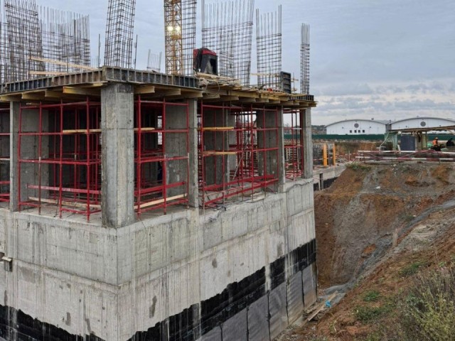 «Станиславский» зовет: в Красногорске растет квартал мечты — с бассейнами, садами и кофейнями