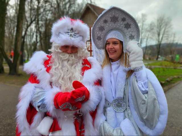 Королевские Дед Мороз и Снегурочка победили на всероссийском фестивале в Великом Устюге