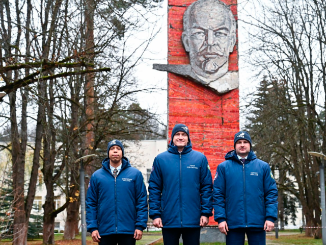 Космонавт из Королева Сергей Кудь-Сверчков отправился на Байконур для подготовки к старту на МКС