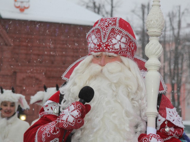 Волшебный старт зимы: в Дмитровском округе зажгут огни и откроют Резиденцию Деда Мороза