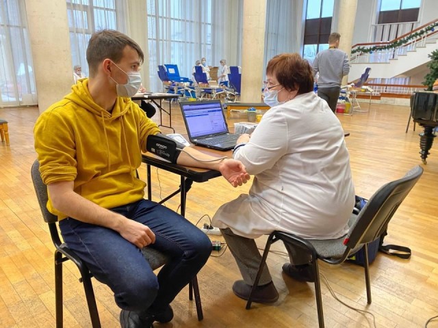 Сдать кровь — просто: в Королеве организуют акцию «Спасибо, донор!». Что нужно для участия и как подготовиться?