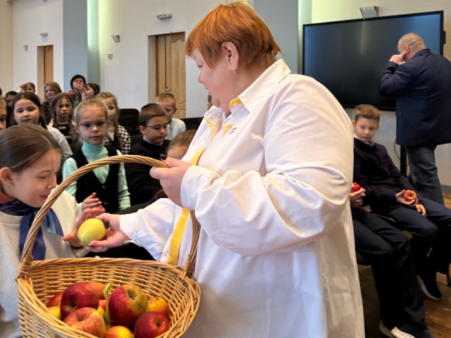 Как школьники Электрогорска чтят подвиг священномученика Константина Успенского