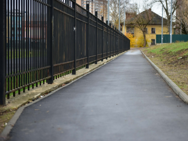 Привычные маршруты стали комфортнее: в Химках обустроили 22 «народные тропы»