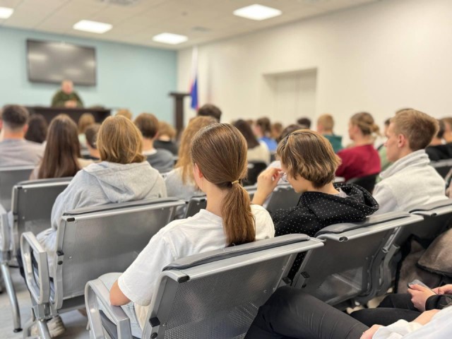 Спроси у того, кто знает: в Дмитрове состоялся диалог, который меняет представление о жизни