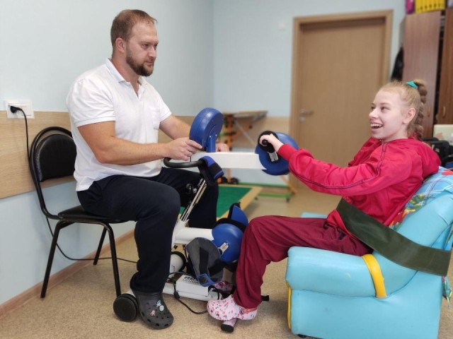 Реабилитация детей с ДЦП в Подмосковье: методики финалиста конкурса «Лучший по профессии»