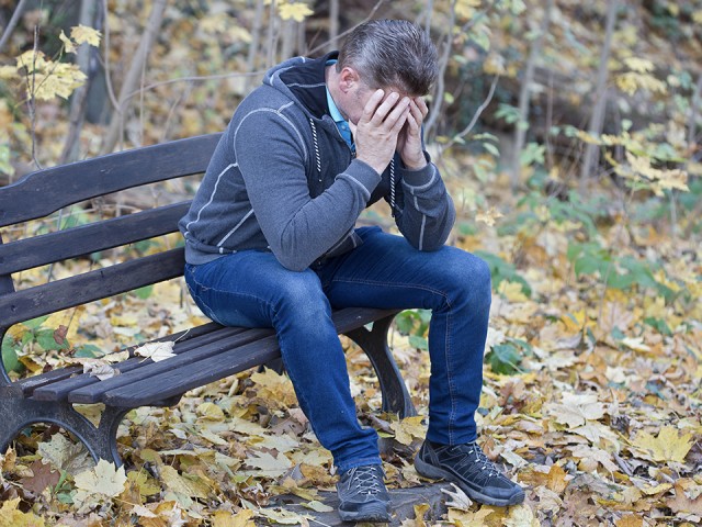 Странного мужчину заметили на улице 1-й Ударной Армии в Сергиевом Посаде