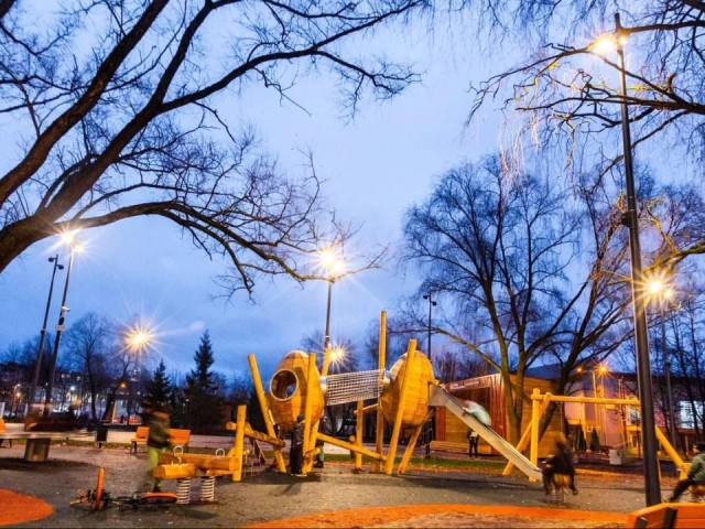 Советское колесо обозрения и бобер-сосед: что ждет гостей в обновленном парке «Питомник» в Серпухове