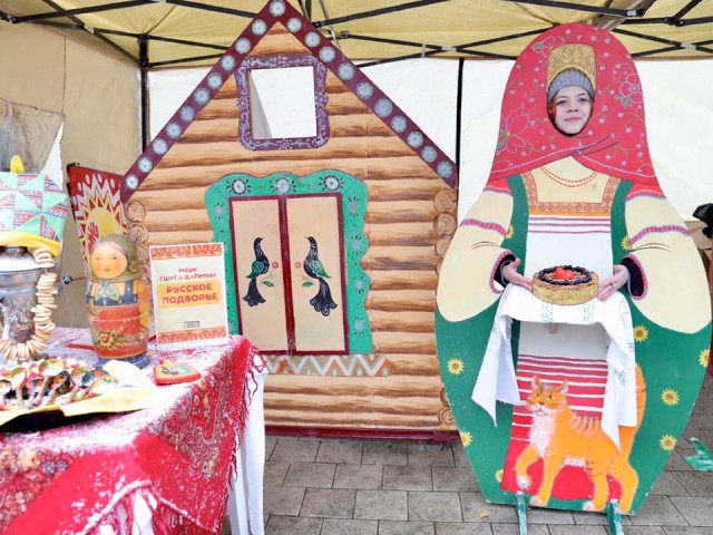 Выставки, акции и викторины: в домах культуры округа Солнечногорск стартовали мероприятия ко Дню народного единства