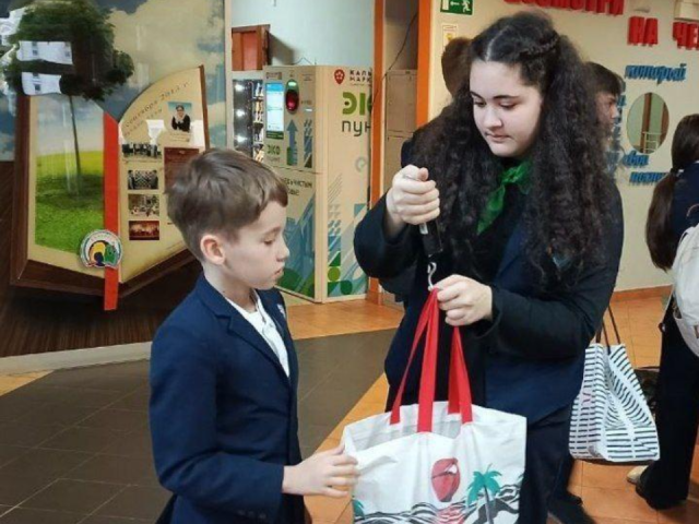 Спасли девять деревьев: люберецкие школьники собрали более 800 кг макулатуры за две недели