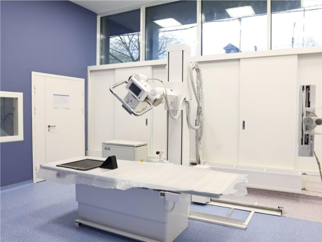 Октябрьский «обретает здоровье»: новая поликлиника распахнет свои двери в 2026 году