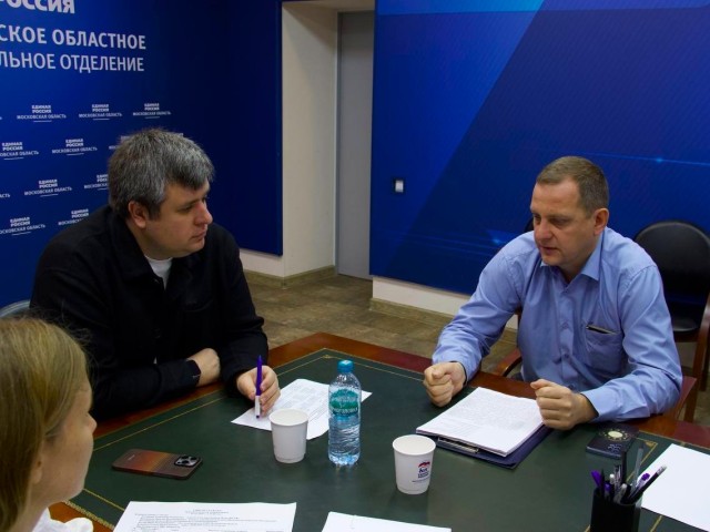 Развитие спорта и детских секций в Лосино-Петровском обсудили на встрече с депутатом Госдумы