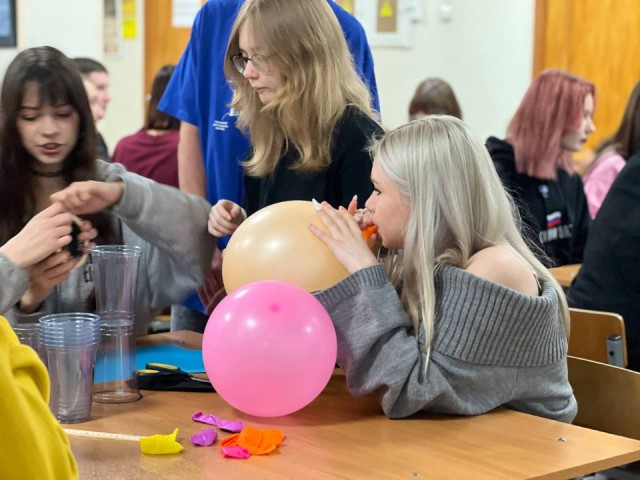 Студенты Ленинского округа отметили День Молодой Гвардии