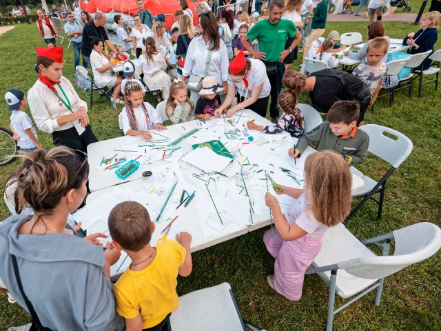 Парки Клина подготовили для жителей крутые мероприятия: от зарядки до спектаклей