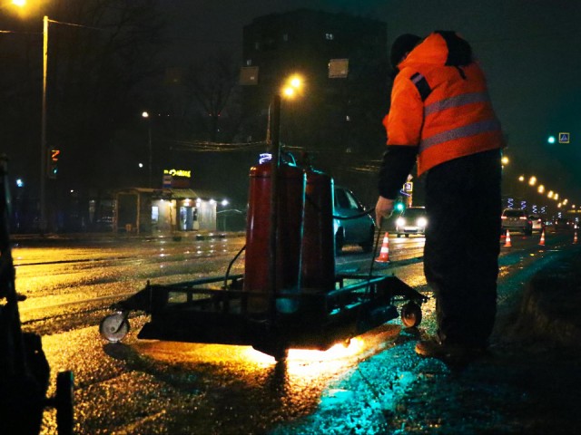 Ямочный бум в Серпухове: как специалисты Мосавтодора за неделю «заштопали» 100 дорожных ран