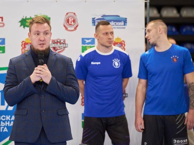 Чехов — родина гандбола: игроки «Чеховских медведей» подержали участников школьной лиги