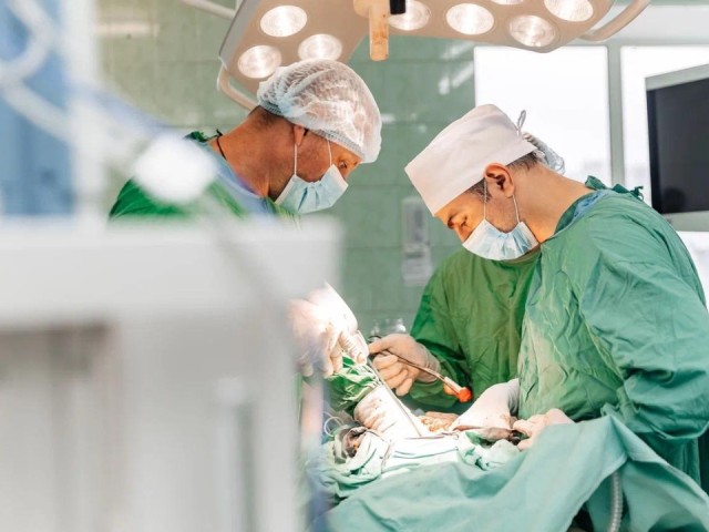 Размер имеет значение: как хирурги Орехово-Зуевской больницы спасли 89-летнюю пациентку