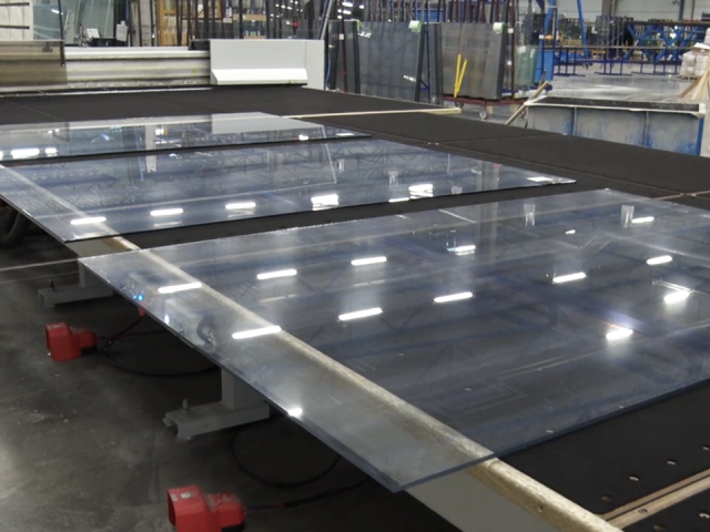 Новые методы на производстве: как бережливые технологии помогают делать светопрозрачные конструкции и двери быстрее и качественнее