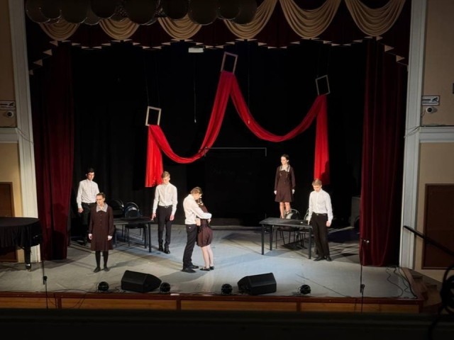 Спектакль «Завтра была война» покорил жюри: театр из Котельников получил спецприз фестиваля