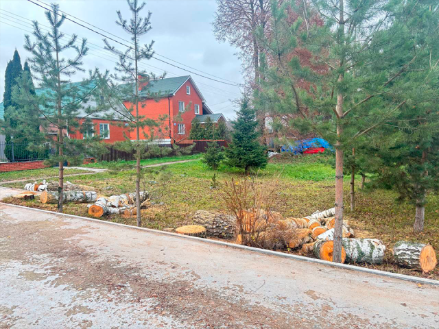 В Зарайске выполнили просьбу матери участника СВО и привели в порядок территорию