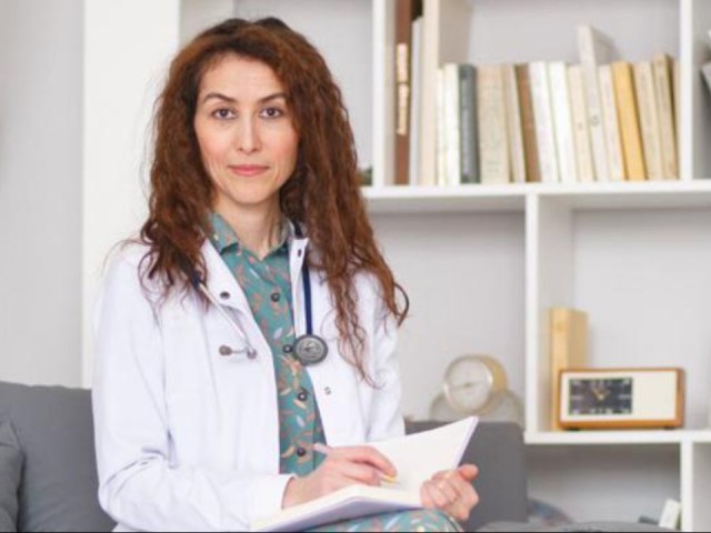 От перекуса до гастроскопии: шокирующий путь пациента, чей организм объявил забастовку из-за режима труда