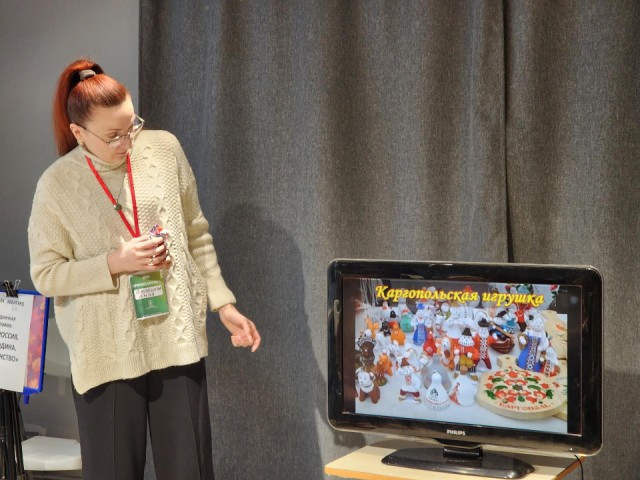 Первый блин не комом: в парке «Авангард» детей научили печь блины