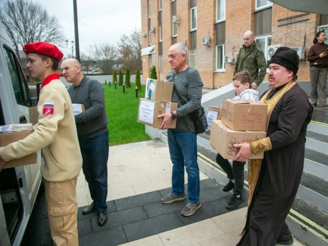 От яблок до маскировочных сетей: жители округа собственным трудом оказали мощную поддержку бойцам СВО