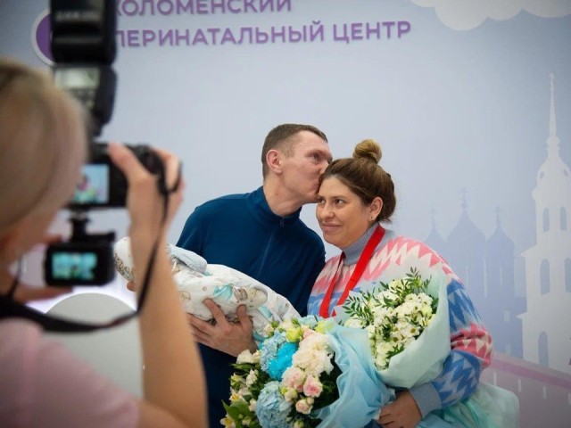 Третий сын: в Коломне чествуют семью участника спецоперации