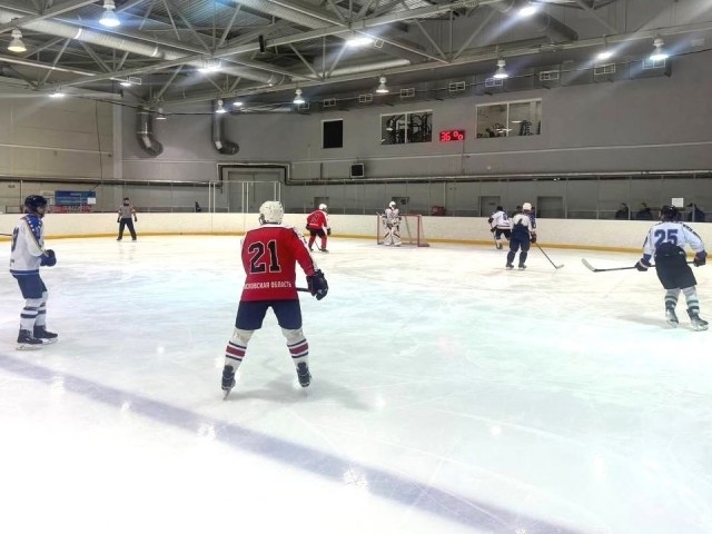 Луховицкие хоккеисты на областном турнире уступили спортсменам из Жуковского