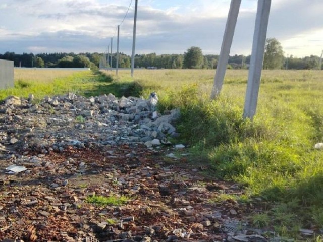 Грунты не там, где надо: в деревне Литвиново обнаружили экологические нарушения при строительстве. Что будет с виновниками?