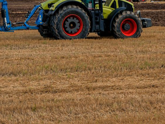 Фермеры в Бегичеве оперативно приняли меры против загрязнения речки