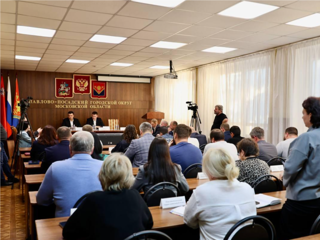 Что волнует жителей округа: в Павловском Посаде обсудили состояние котельных, чистоту подъездов и здоровье горожан