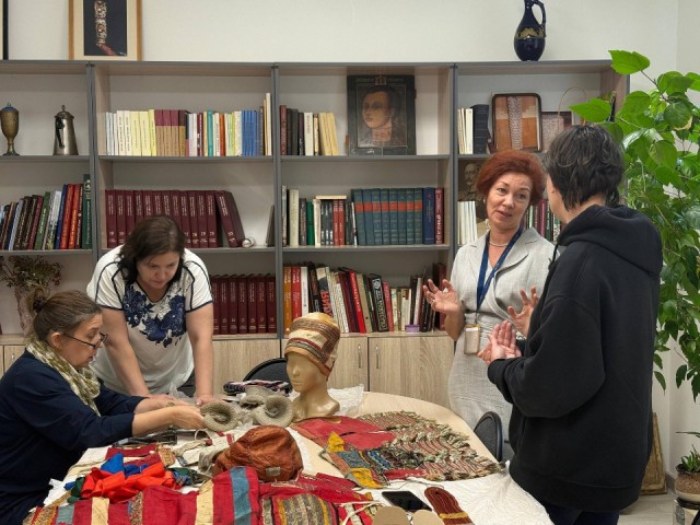 «Забытый образ» обрел плоть: как в Зарайске воссоздали крестьянский костюм, которого нет ни в одном музее мира