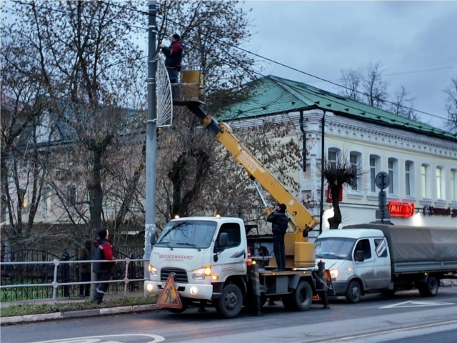 Засияет город огнями: в Клину готовятся к новогоднему оформлению улиц