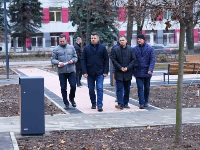 Семейный отдых по-новому: как преобразился сквер Папирова в подмосковном Подольске