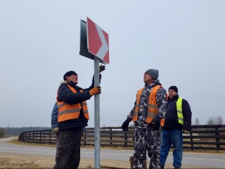 Безопасные дороги: как своевременный ремонт дорожных знаков помогает снизить риск аварий
