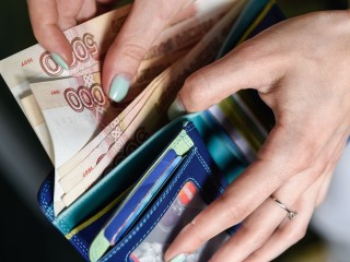 Денежный сюрприз после Нового года: неужели в зарплатах педагогов появятся новые нолики