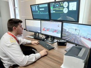 Уверенно управлять «Ласточкой»: будущие машинисты из Наро-Фоминска побывали в подразделениях РЖД
