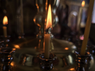 Как правильно молиться в церкви и дома за тех, кто отошел в вечность, научили в Колоцком монастыре Можайска