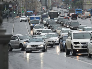 Дорогам век свободы не видать: где сейчас в Подмосковье плотный трафик и какие пути объезда выбрать
