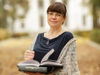 Двенадцать лет работы и архивы 30 городов: писательница из Одинцова рассказала о книге, за которую получила премию им. Пришвина