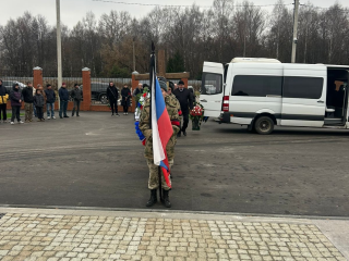 В Павловском Посаде простились с героем СВО Петром Черняковым
