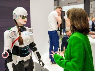 Надвигается эпоха роботов-гуманоидов: как они изменят жизнь в ближайшие годы