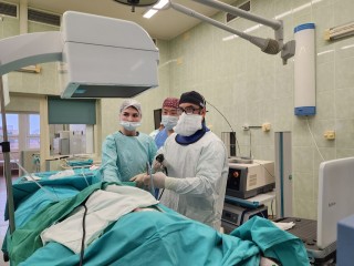 Это малоинвазивно: хирурги Раменской больницы удалили 10-сантиметровый камень из почки мужчины