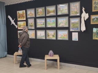 В Пролетарском открылась выставка местных художников «Достояние поселка»