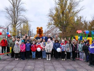 Праздник с подарками и детские улыбки: Подольск укрепляет партнерские связи с Луганском
